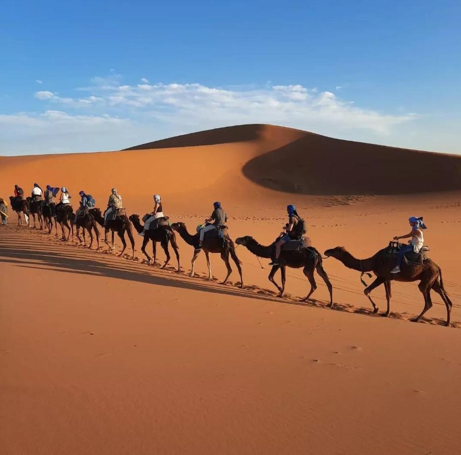 Hotel Sunset Luxury Camp Adrouine Exterior foto